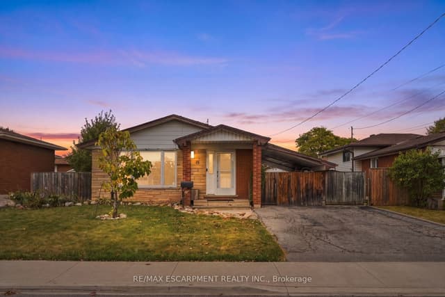 Detached at 19 Ellingwood Avenue, Hamilton, ON L8E 1C1