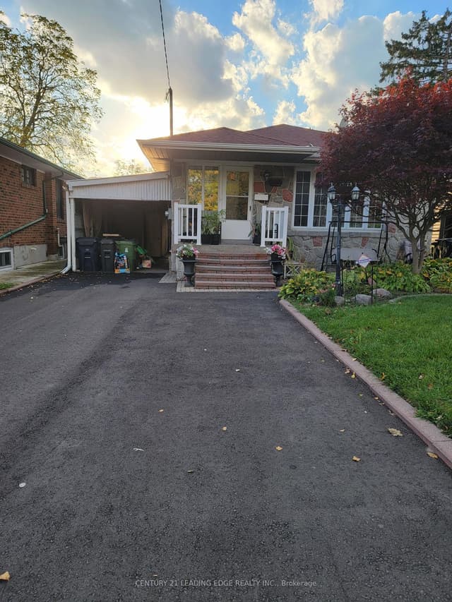 Detached at 108 Crocus Drive, Toronto, ON M1R 4T1, Toronto E04