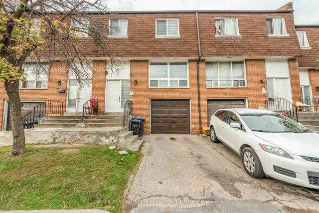 Condo Townhouse at 7475 Goreway Drive 50, Mississauga, ON L4T 3T3