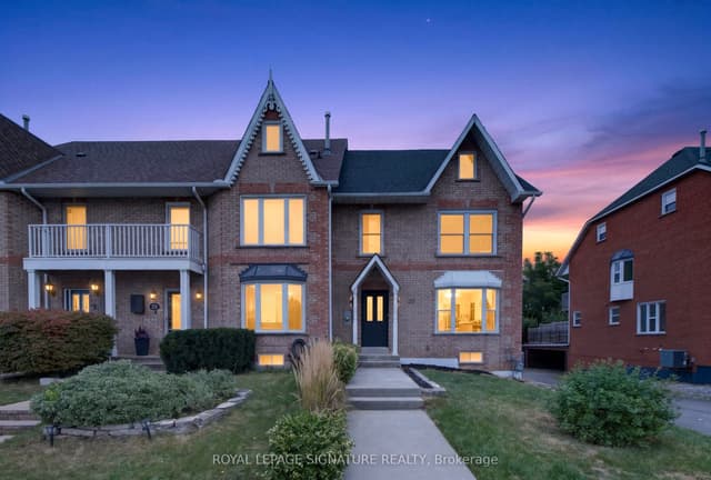 Att/Row/Townhouse at 20 Sunvale Place, Hamilton, ON L8E 4Z7