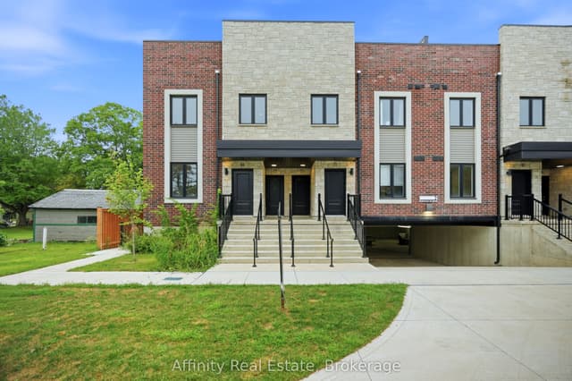 Condo Townhouse at 2 Slessor Boulevard 12, Grimsby, ON L3M 5J4
