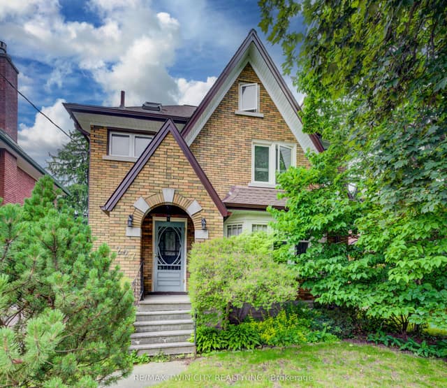 Detached at 227 Lydia Street, Kitchener, ON N2H 1W4