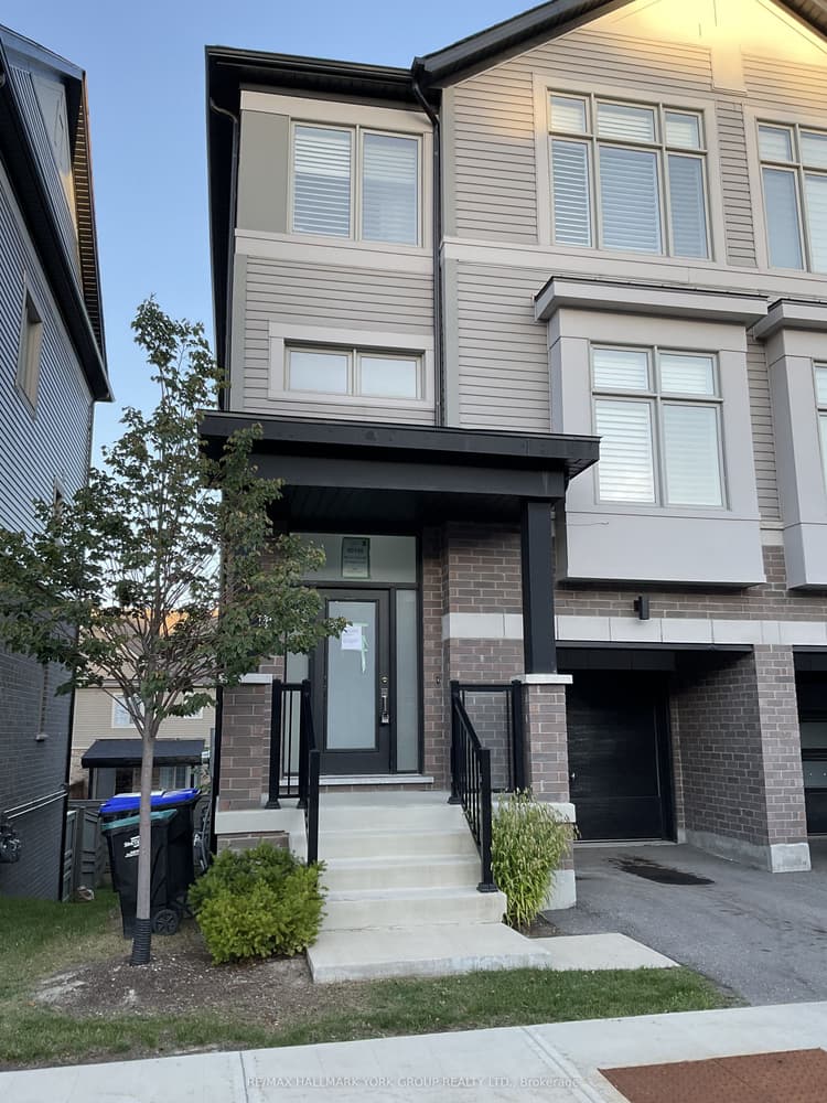 24 Hughes Lane