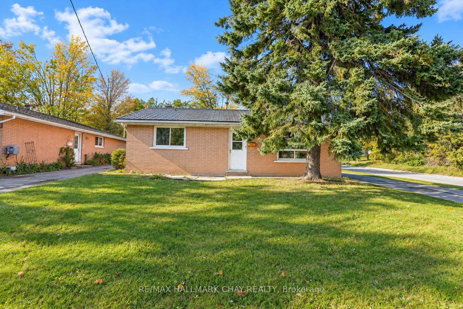 14 Heath St