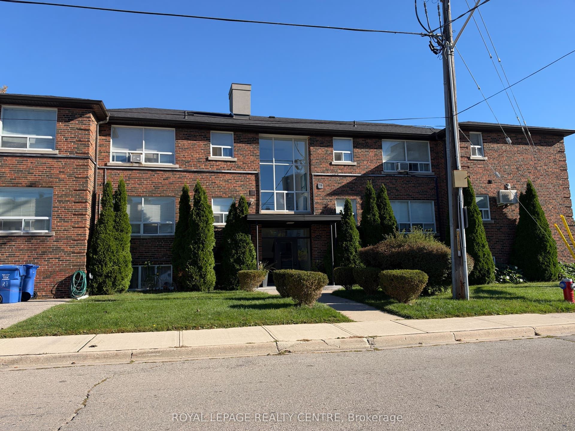 Suite 6, Unit 6 · 342 Lakeshore Rd W