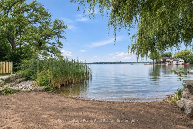 Detached at 526 View Lake Road, Scugog, ON L0B 1K0