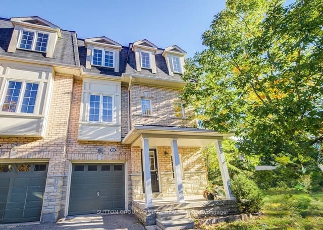 Att/Row/Townhouse at 15 Old Colony Road 2, Richmond Hill, ON L4E 4L5