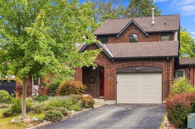 Detached at 2182 Margot Street, Oakville, ON L6H 3M1