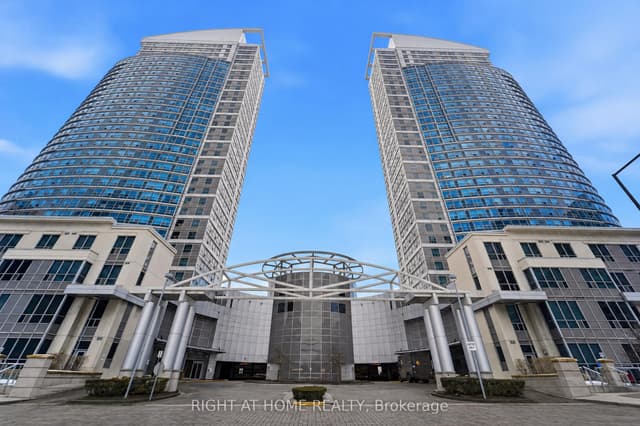 Condo Apartment at 38 Lee Centre Drive 1612, Toronto, ON M1H 3J7, Toronto E09