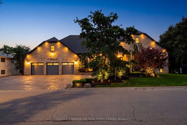 Detached at 43 Wellington Street, King, ON L0G 1N0