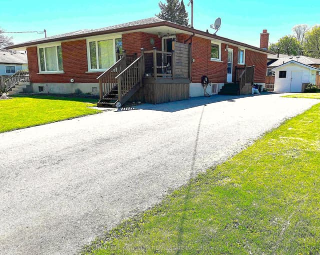Semi-Detached at 37 Allan Drive, St. Catharines, ON L2N 6H3
