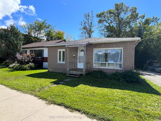 Detached at 177 Atherley Road, Orillia, ON L3V 8A9