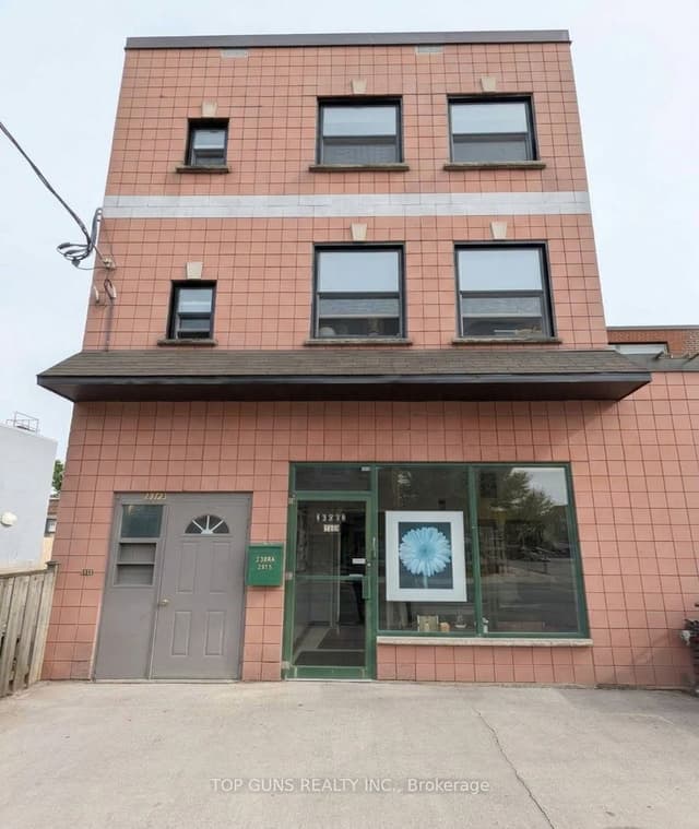 Office at 2375 St Clair Avenue W, Toronto, ON M6N 1K9, Toronto W02