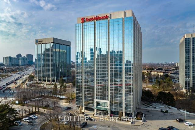 Office at 2 Robert Speck Parkway 450, Mississauga, ON L4Z 1H8