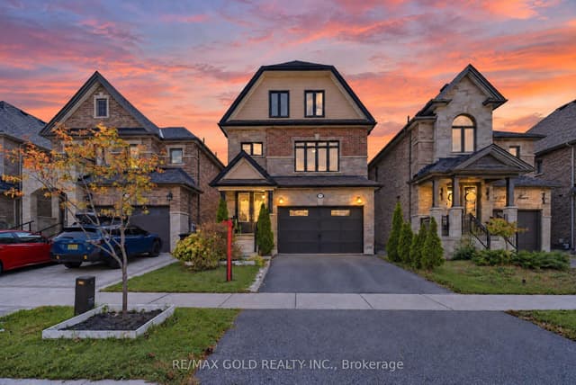 Detached at 236 Eighth Avenue, New Tecumseth, ON L9R 0R1