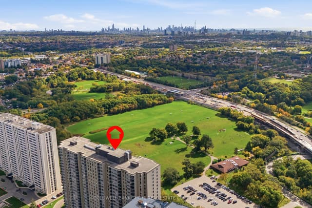 Condo Apartment at 75 Emmett Avenue 907, Toronto, ON M6M 5A7, Toronto W04