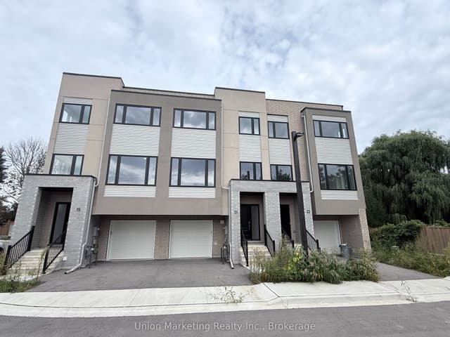 Att/Row/Townhouse at 19 Carl Hill Lane, Richmond Hill, ON L4C 7A6