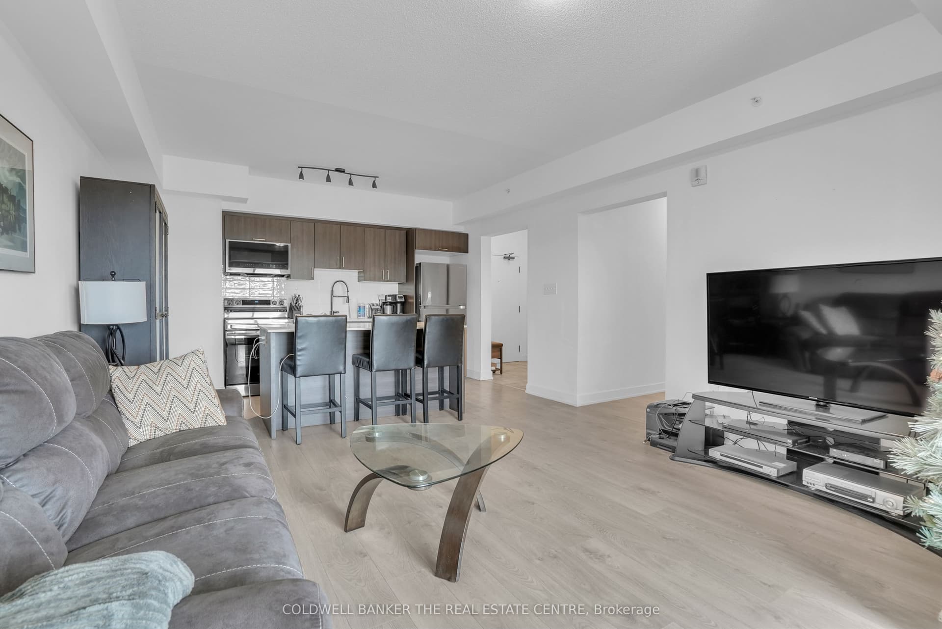 Suite 512 · Floor 5, Unit 512 · 5 Chef Lane