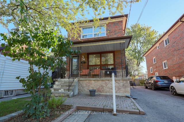 Detached at 5A Scotia Avenue, Toronto, ON M1L 4E4, Toronto E06
