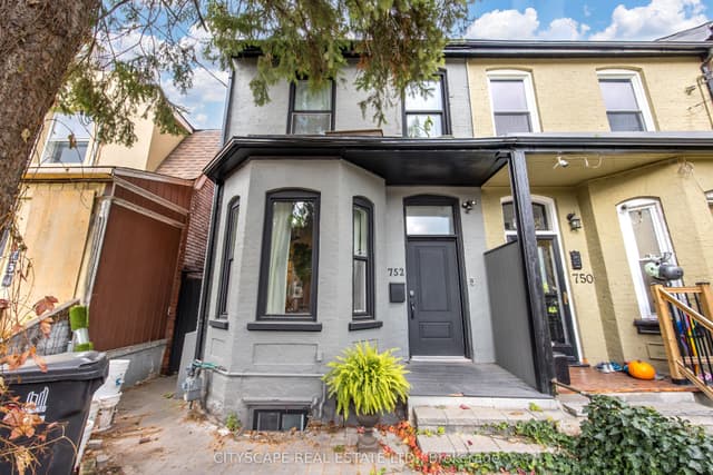 Att/Row/Townhouse at 752 Richmond Street W Main, Toronto, ON M6J 1C5, Toronto C01