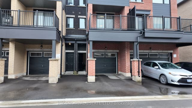 Att/Row/Townhouse at 3305 Sixth Line, Oakville, ON L6H 0Z6