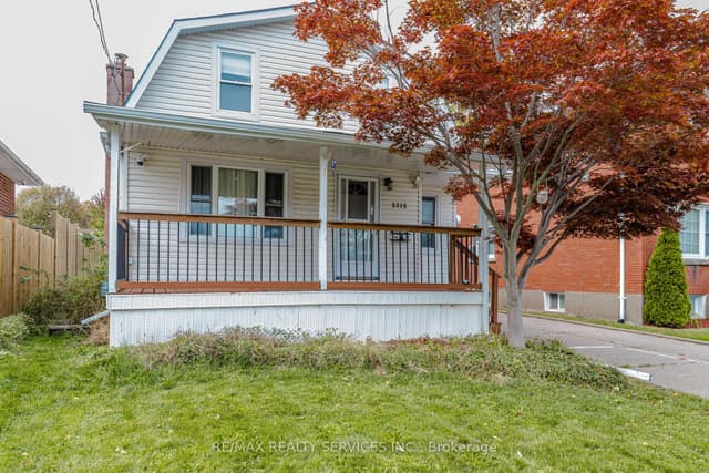 Detached at 5315 Ontario Avenue, Niagara Falls, ON L2E 3R7