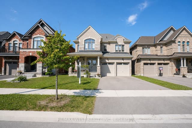 Detached at 206 Dog Wood Boulevard, East Gwillimbury, ON L9N 0X1