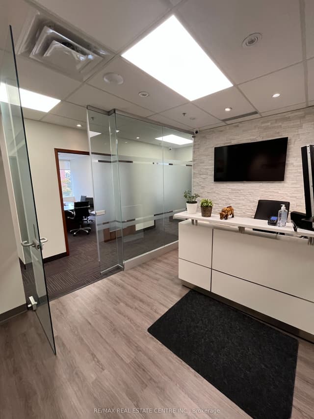 Office at 197 County Court Boulevard 201-A, Brampton, ON L6W 4P6