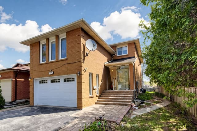 Detached at 329 Atha Avenue, Richmond Hill, ON L4C 6A8