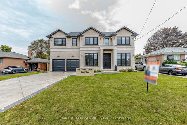 Detached at 94 Vista Boulevard, Mississauga, ON L5M 1V9