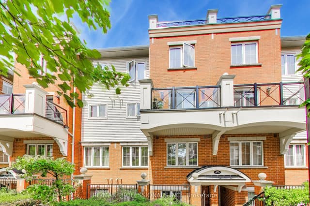 Condo Townhouse at 2460 Post Road 19, Oakville, ON L6H 0J2