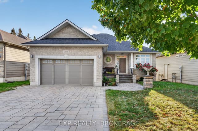 Detached at 5005 Fox Run Place, Kingston, ON K7P 0E4