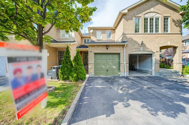 Condo Townhouse at 7115 Rexwood Road 42, Mississauga, ON L4T 4L4