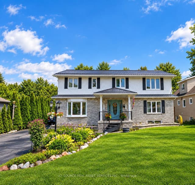 Detached at 120 Campbell Avenue, North Bay, ON P1A 1V9