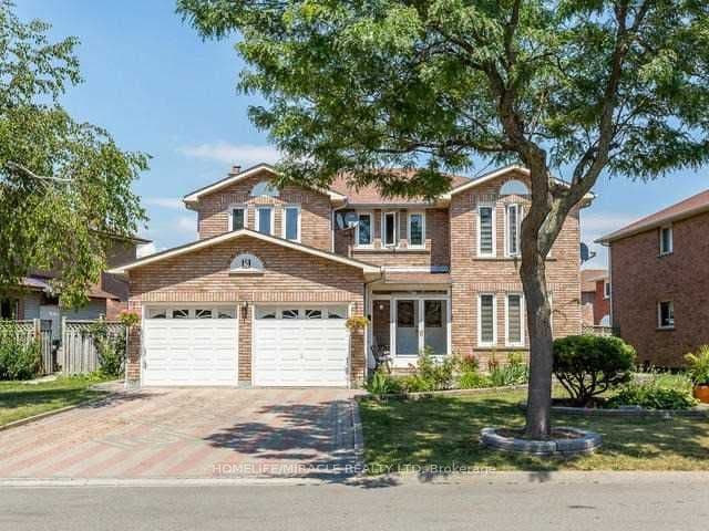 Detached at 5 sugar Creek Lane, Brampton, ON L6W 3X8