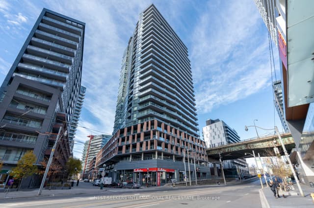 Condo Apartment at 20 Bruyeres Mews 705, Toronto, ON M5V 0G8, Toronto C01