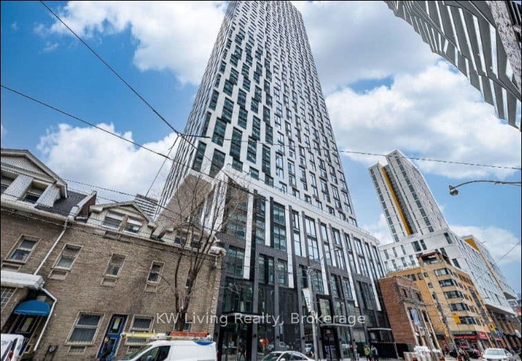 Suite 4511 · Floor 45, Unit 4511 · 252 Church St