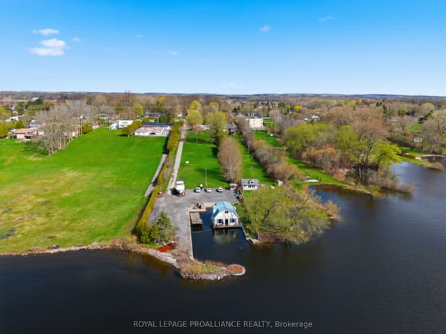 Detached at 578B Old Highway 2, Quinte West, ON K8V 5P5