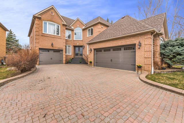 Detached at 2819 Duncairn Drive, Mississauga, ON L5M 5C6