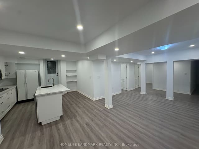 Detached at 135 Canyon Hill Avenue Bsmt, Richmond Hill, ON L4C 0T1