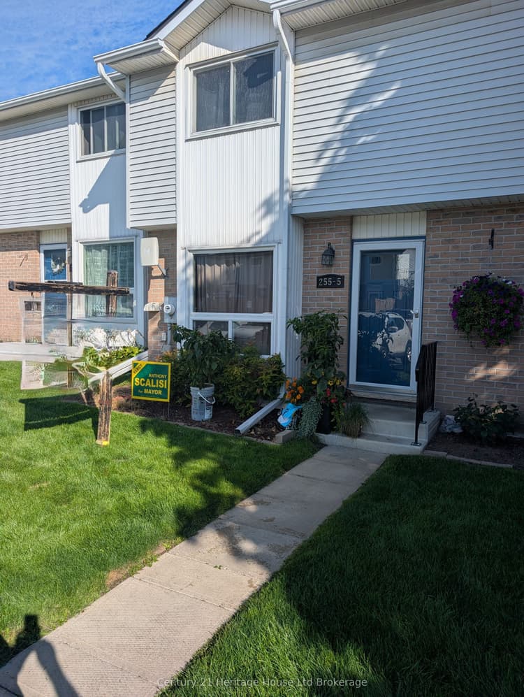 255 Lansdowne Avenue