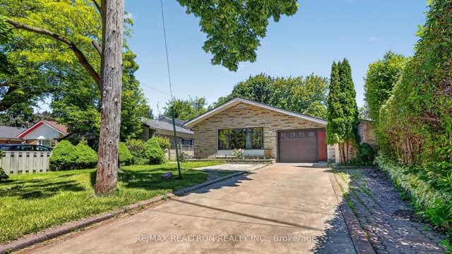 Detached at 8 Bonnechere Crescent, Toronto, ON M1K 4Y8, Toronto E09