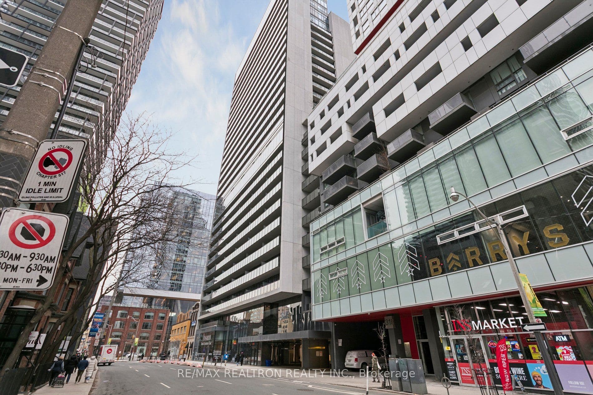 Suite 307 · Floor 3, Unit 307 · 330 Richmond St W