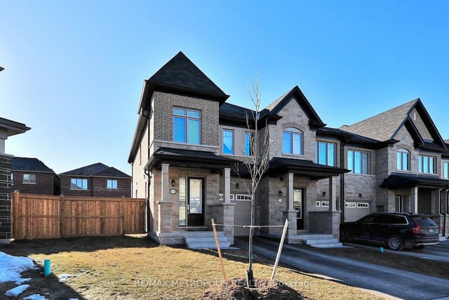 Att/Row/Townhouse at 61 Seedling Crescent, Whitchurch-Stouffville, ON L4A 4V5