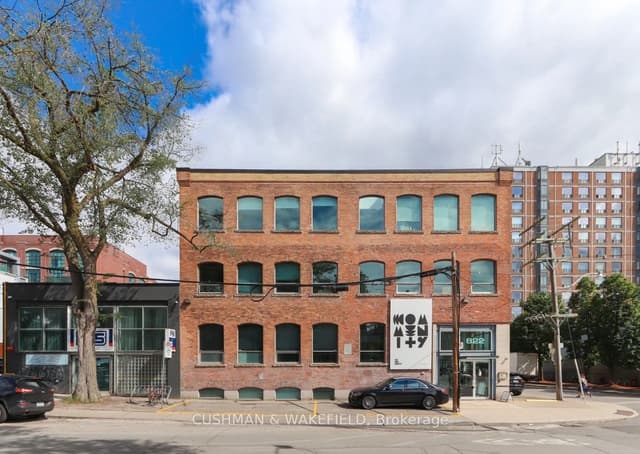 Office at 822 Richmond Street W, Toronto, ON M6J 1C9, Toronto C01