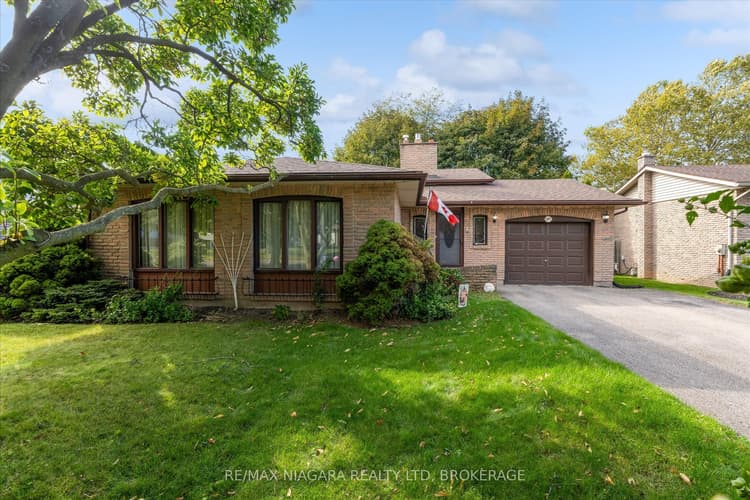 107 Glenayr Place