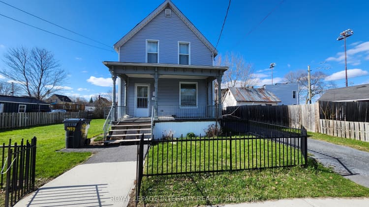 439 3rd Street