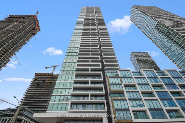 Condo Apartment at 950 Portage Parkway 1703, Vaughan, ON L4K 0J7