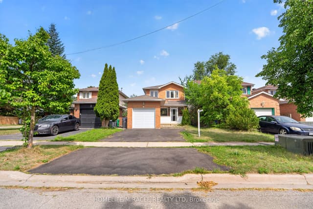 Detached at 4 Summertime Court, Brampton, ON L6Z 2B4