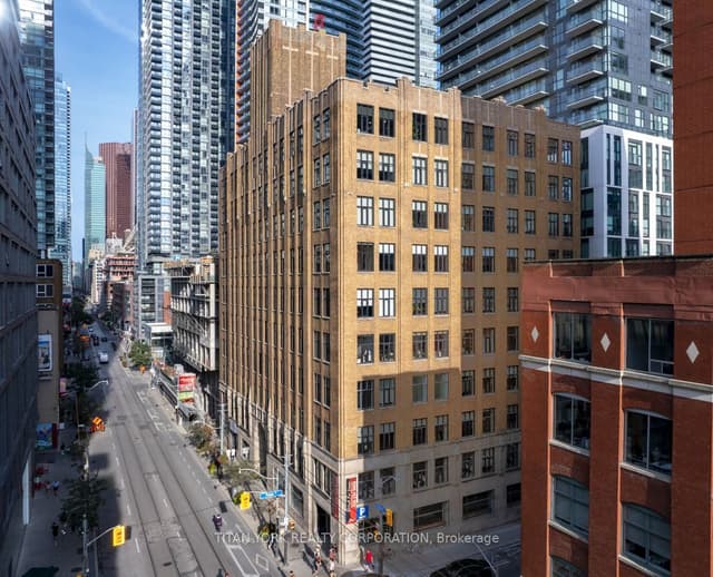 Office at 317 Adelaide Street W 500, Toronto, ON M5V 1P8, Toronto C01